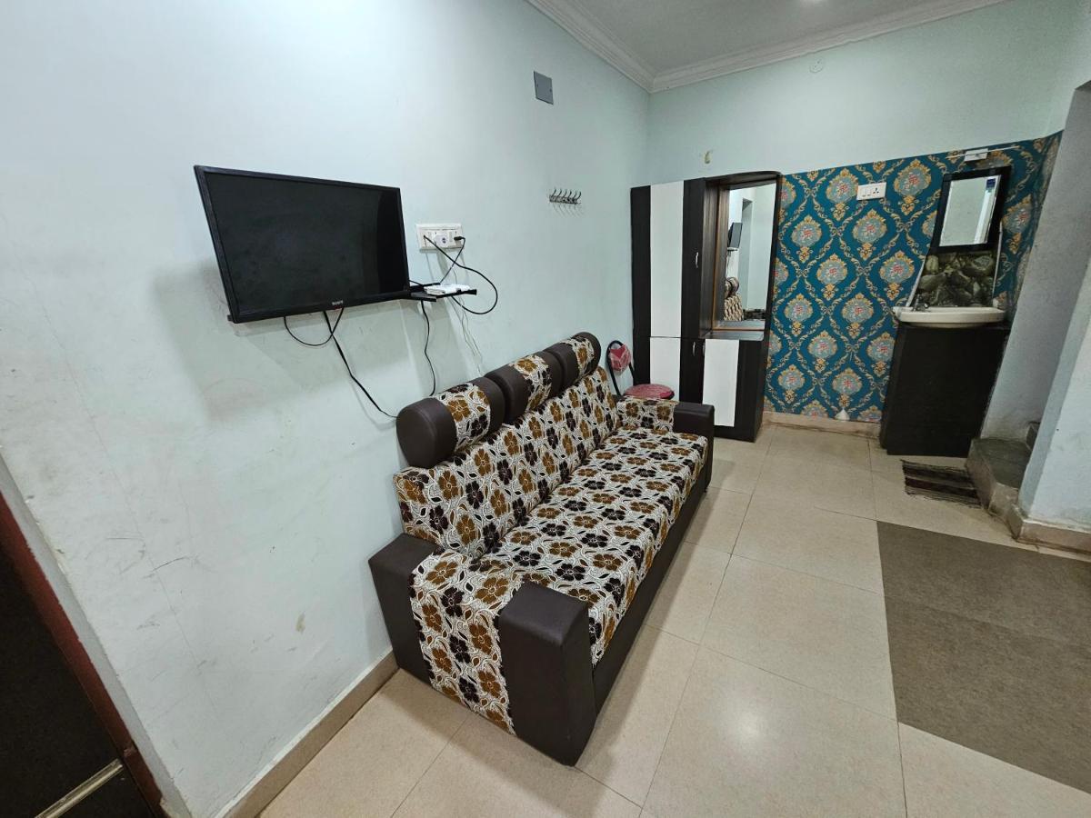 Arunachala Guest House Vriddhachalam Bagian luar foto